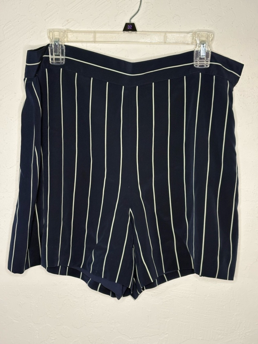 NEW Polo Lauren Ralph Lauren Women Sz 14 100% Silk Pinstripe Shorts Navy Cream